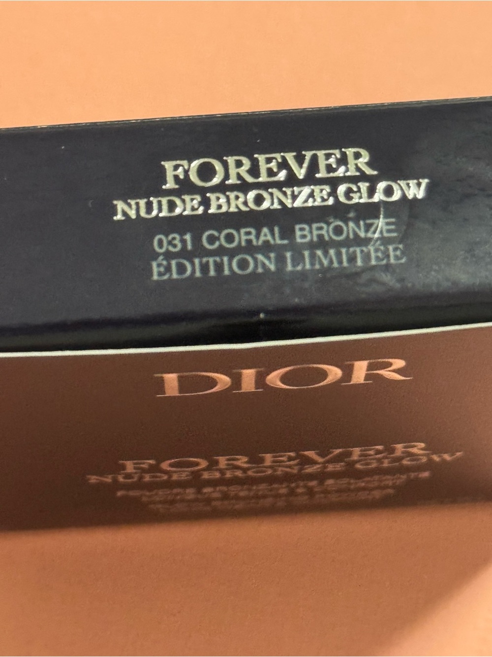 Dior White Daisy Embossed Compact with Red Ladybug Accent coral bronze - Picture 12 of 13